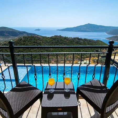 Villa Mona Roza, Kalkan, 5 Bedrooms