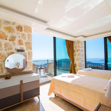Villa Mona Roza, Kalkan, 5 Bedrooms